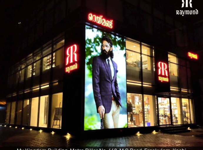 Raymond opens largest Indian store in Kerala